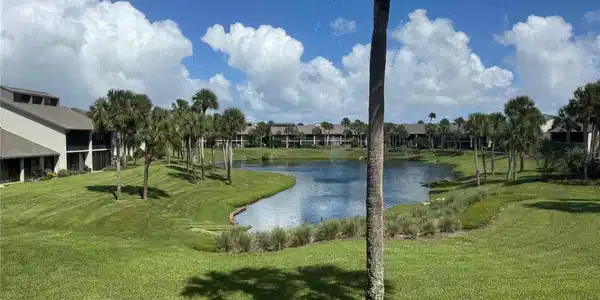 106 VILLAGE DEL LAGO CIRCLE