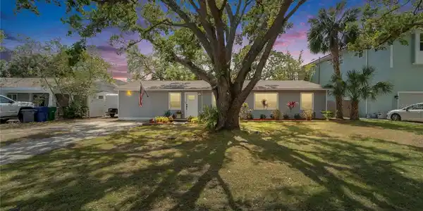 4414 W EL PRADO BOULEVARD