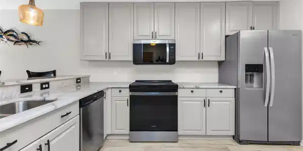 Image 4 Image 4