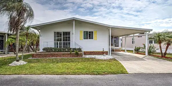 54 N EASTER ISLAND CIRCLE