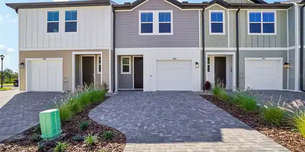7487 DEER VALLEY CIRCLE