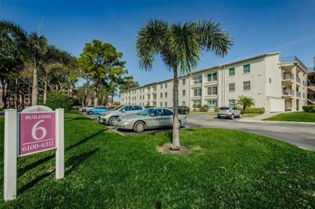 2700 BAYSHORE