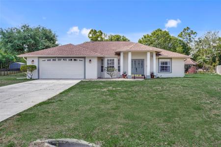 6700 EAGLE TREE COURT