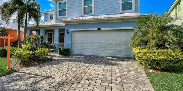 438 BAHAMA GRANDE