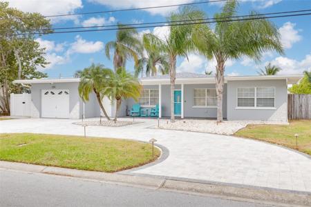 2158 CEDAR DRIVE