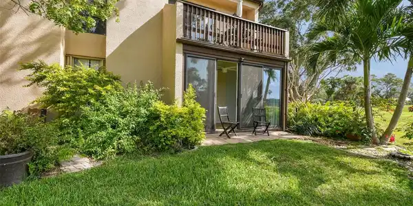 6302 PELICAN CREEK CROSSING