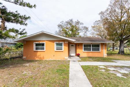 306 12TH STREET W