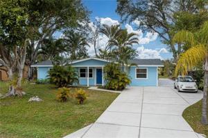 1216 LAUREL