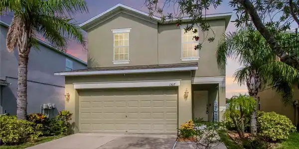 1307 PASADENA BLOOM LANE