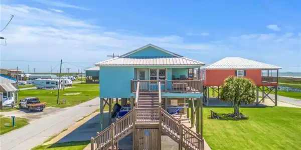 403 Lafitte Boulevard
