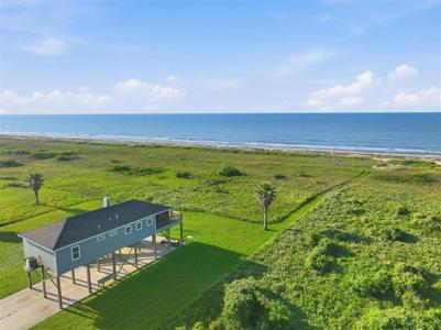 195 Pelican Beach Drive