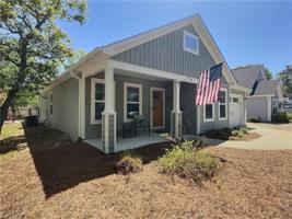 164 NE 2nd Street