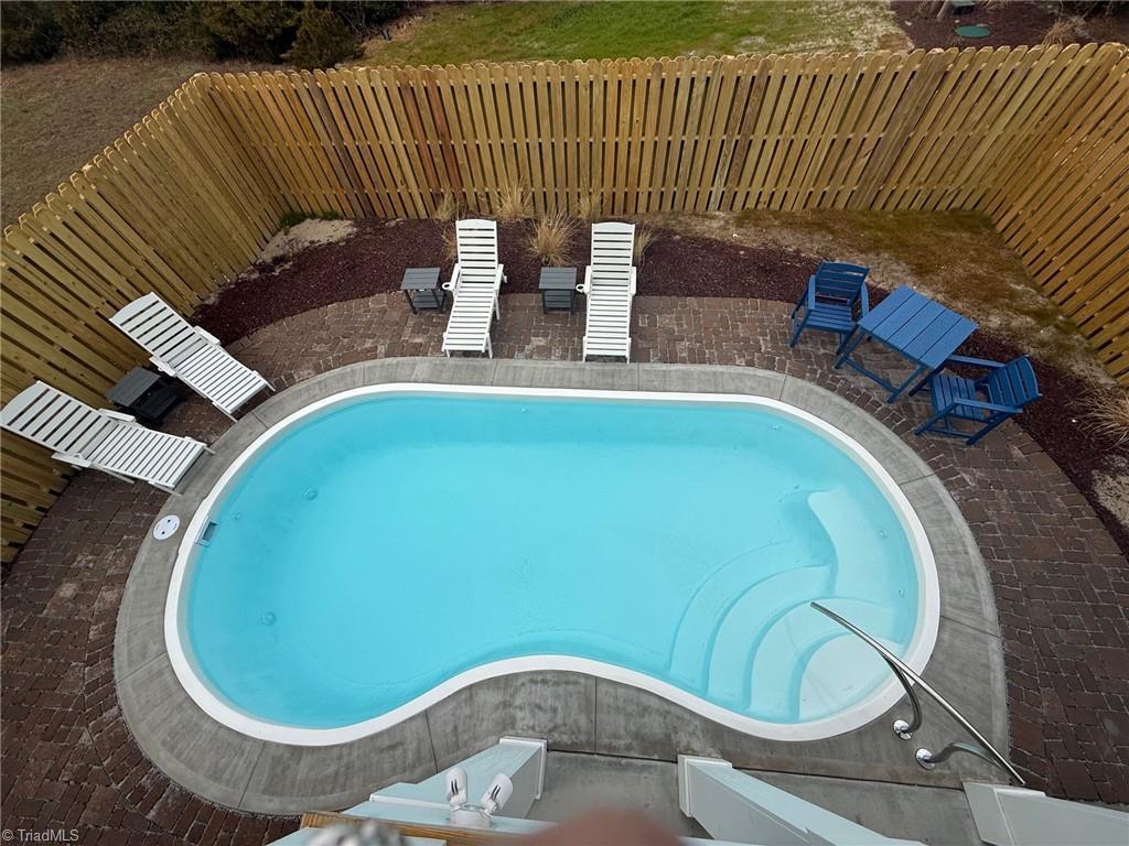 Image 2: Heated Salt Water Pool
