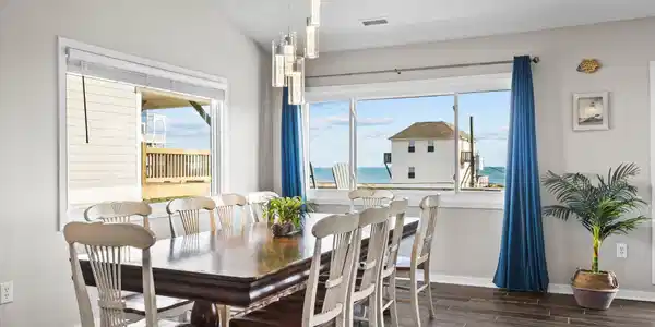 Image 3: 39-web-or-mls-P2240463