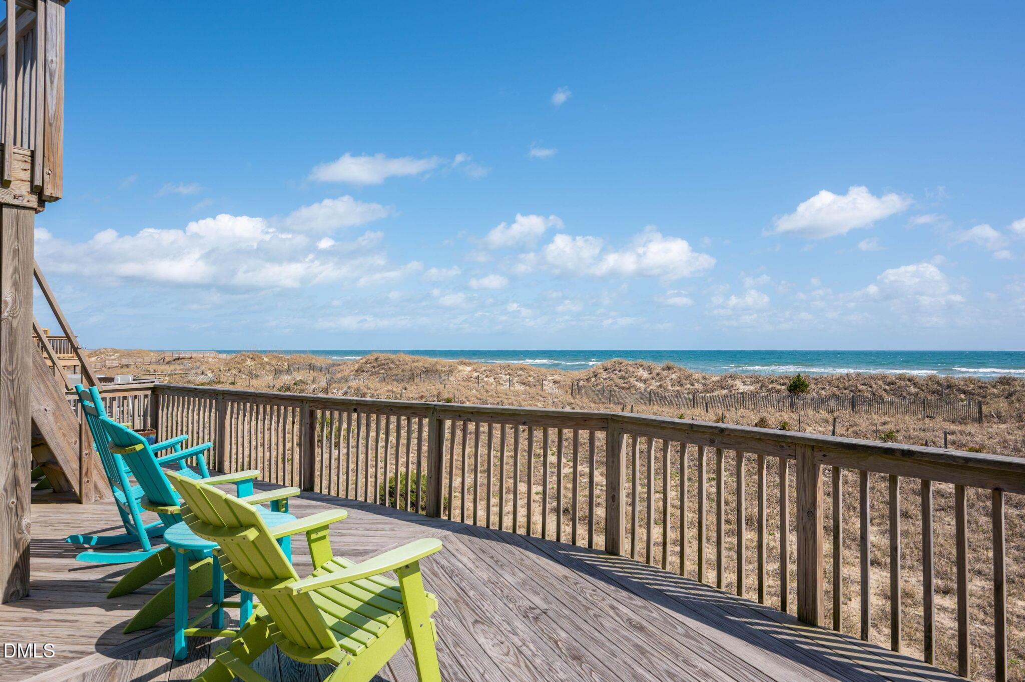Image 3: 5-web-or-mls-57161-Lighthouse-Dr-TL-Deck