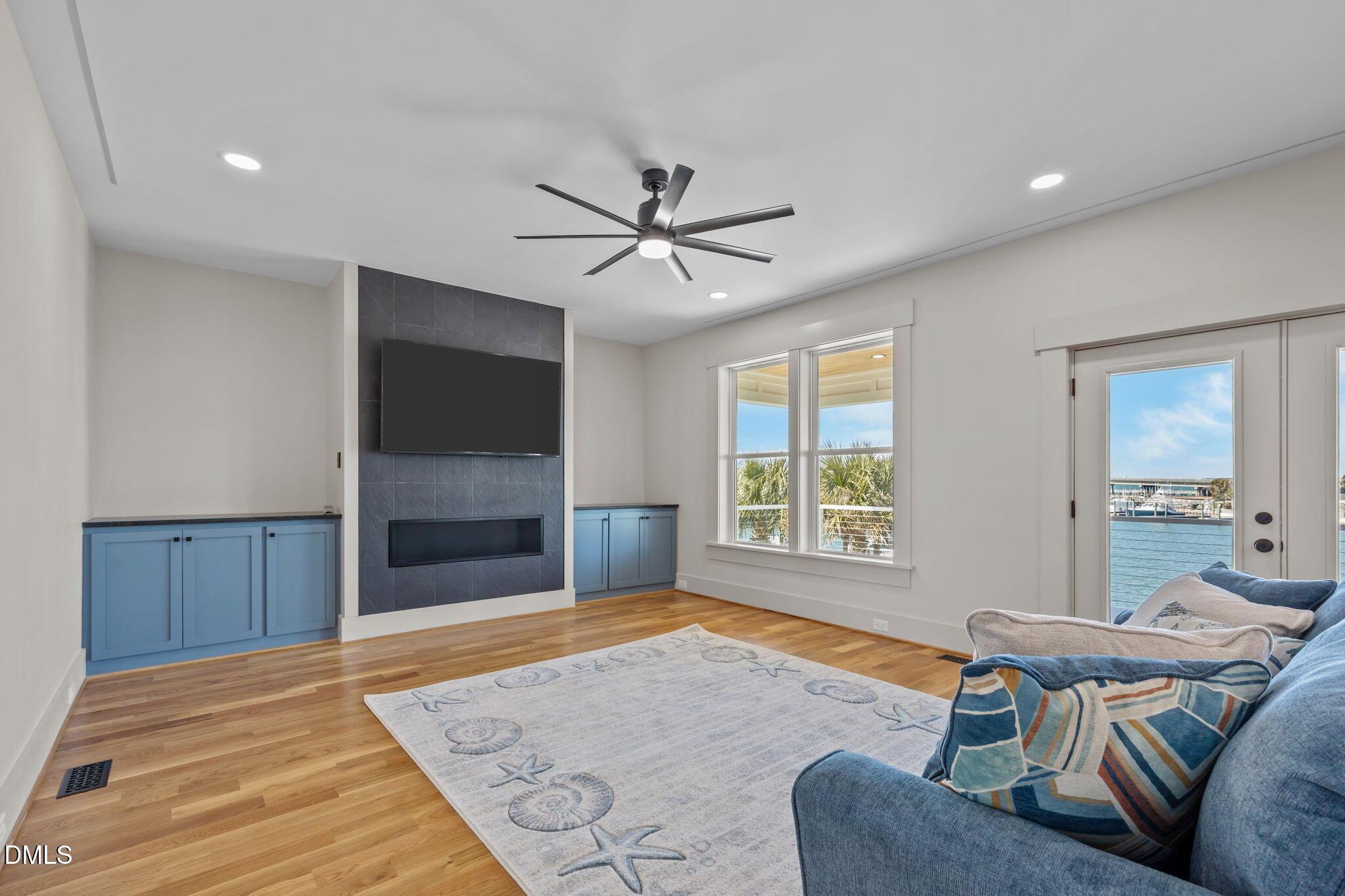 Image 4: 2nd Floor Great Room