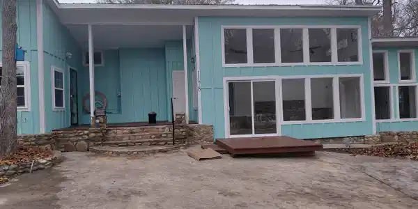 Image 2: Back of Structure