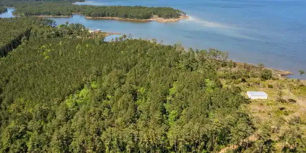 Image 2: 1-web-or-mls-DJI_0625
