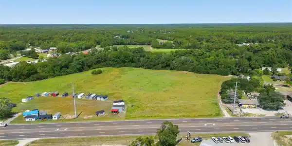 Image 4: 06_5406_NC-24-Exterior-0632