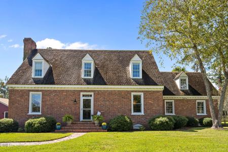 661 Main Street Extension