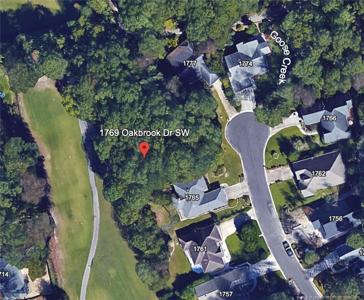 1769 Oakbrook Drive SW