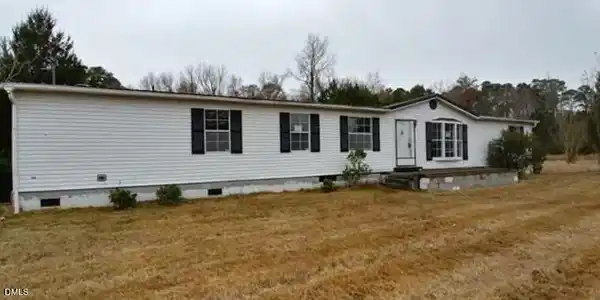 1495 Mackeys Road
