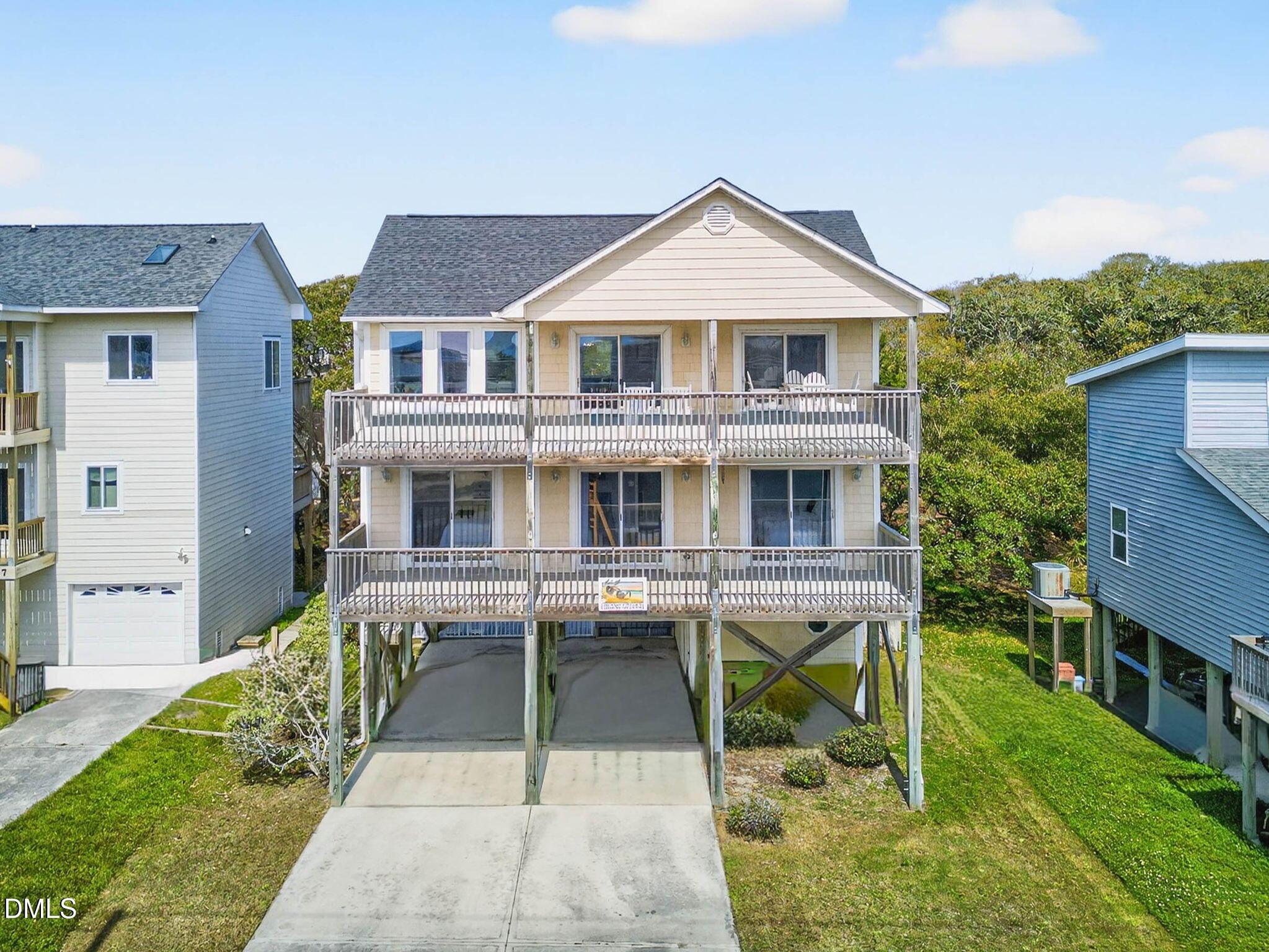Image 3: Front of Home