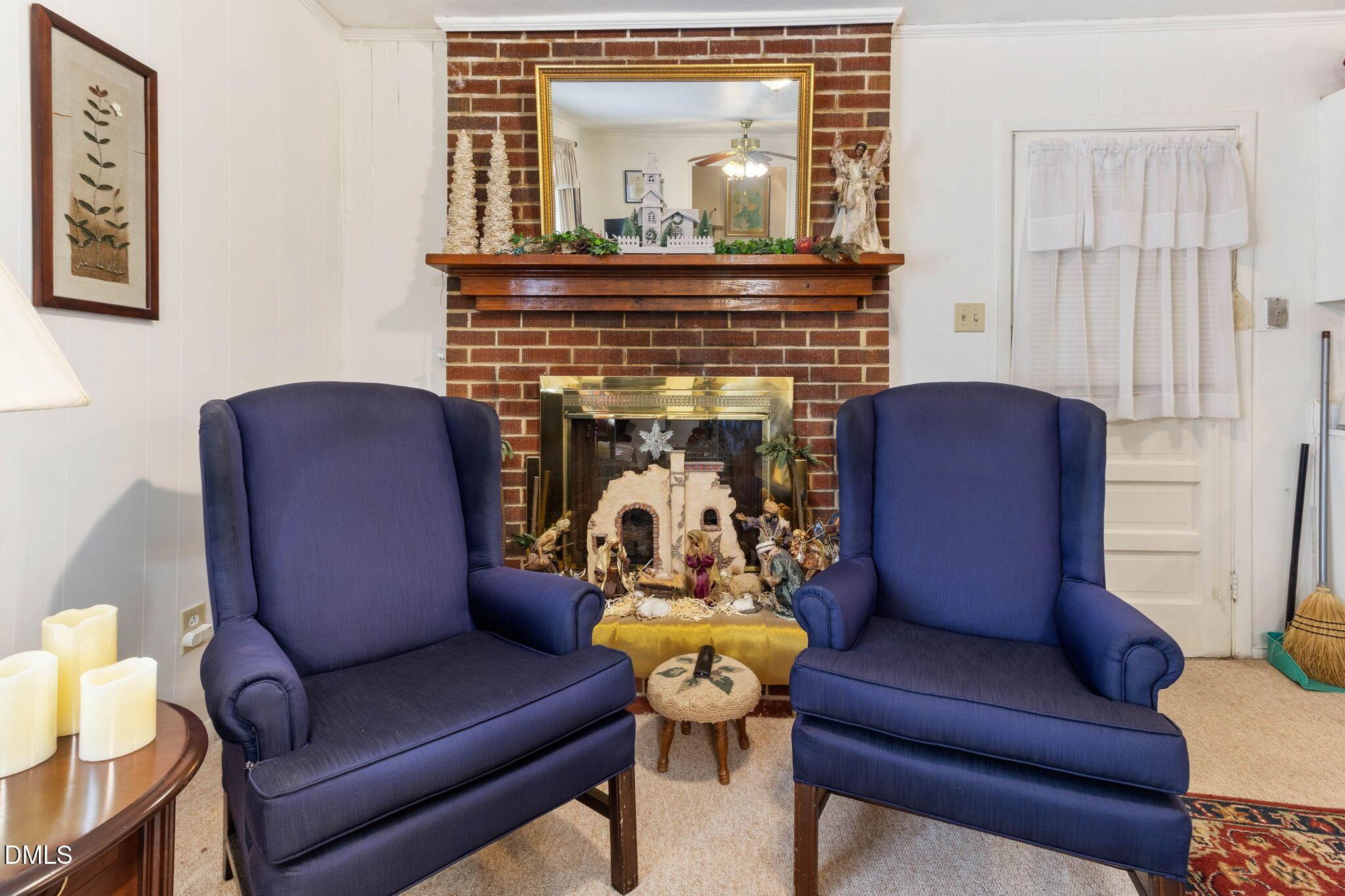 Image 4: 6-web-or-mls-IMG_8155