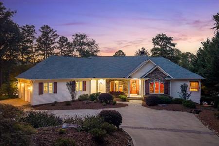 312 Shorewinds Court